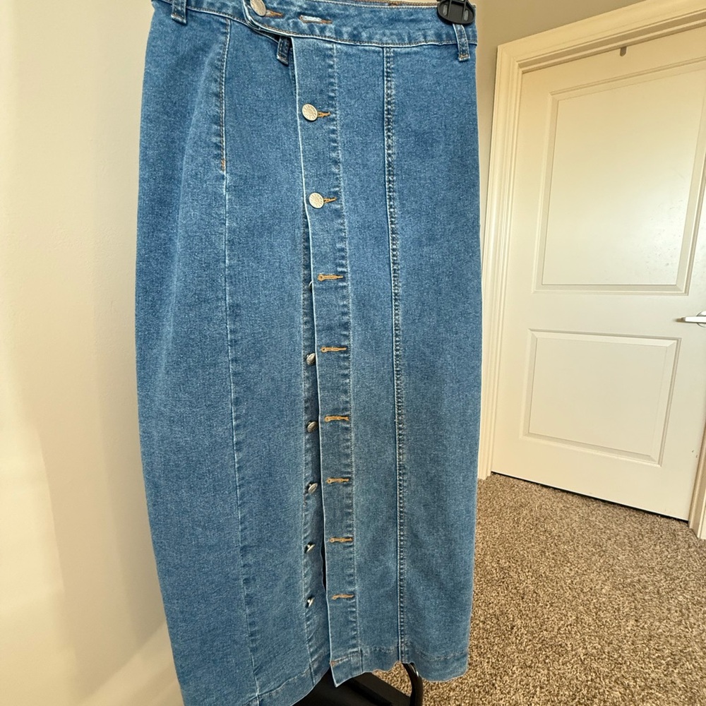 Denim Button-Front Midi Skirt